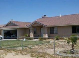 7027 Via Flores St, Hesperia, CA 92345