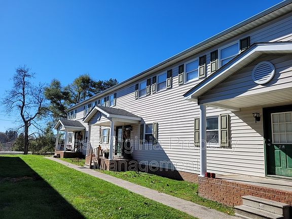 2nd image of 581 Prosperity Rd APT 212