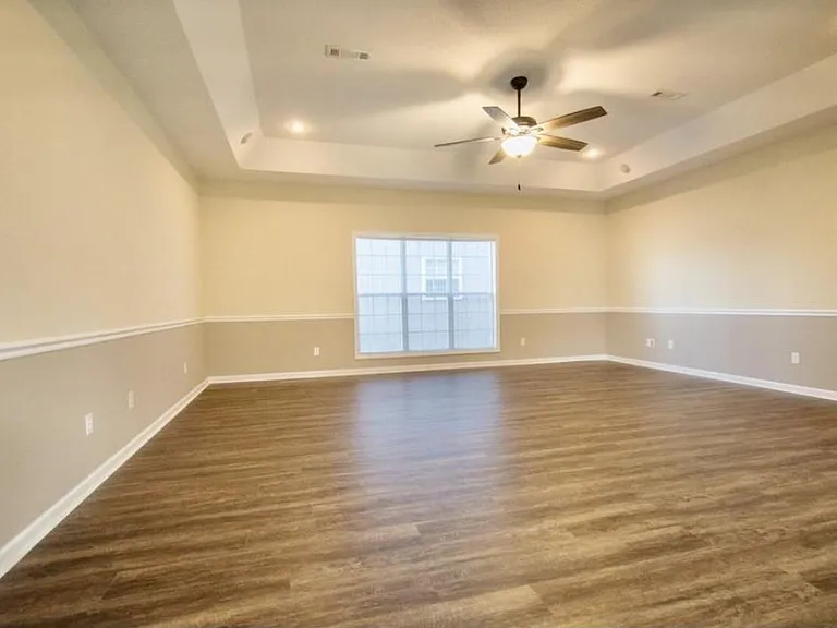 210 Wakefield Way — Photo 5