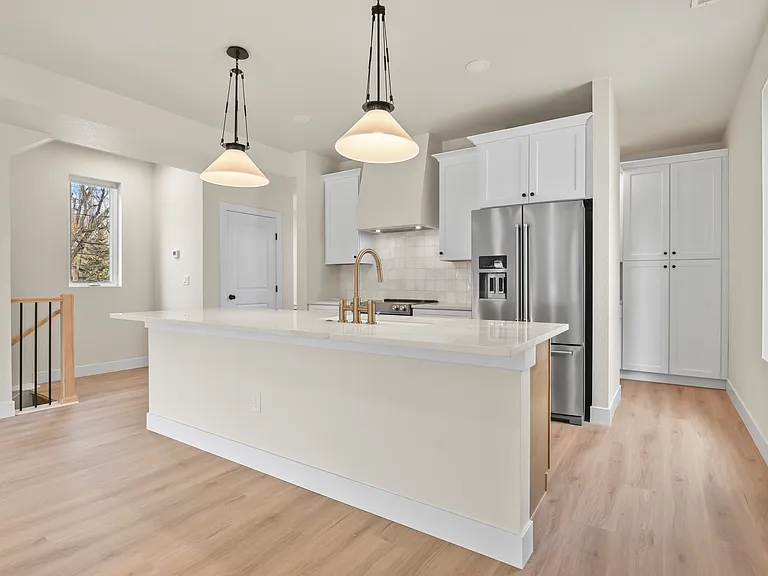 31 Noyer Ct — Photo 3
