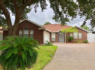 412 Saint Croix Dr, Laredo, TX 78045