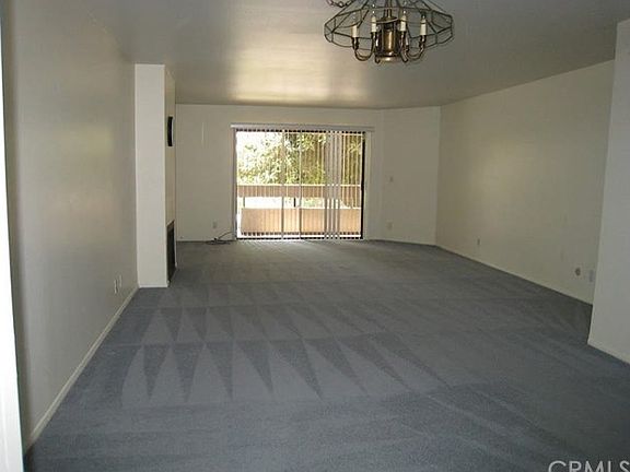 2nd image of 401 E California Blvd APT 106