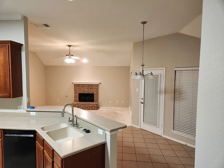3042 Wren Ln — Photo 3