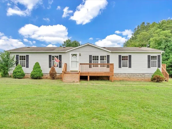 2855 Chestnut Hill Rd, Rocky Mount, VA 24151