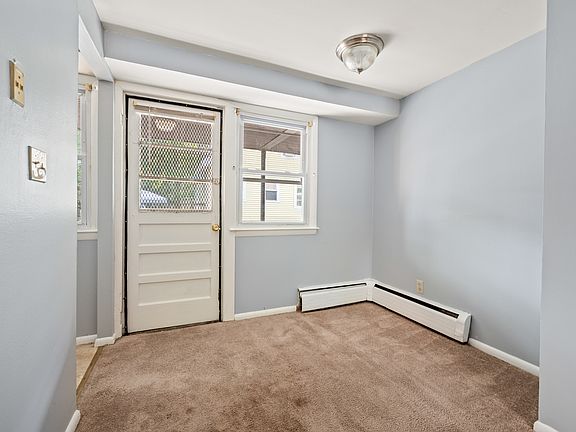 4th image of 74A Orchard St #4