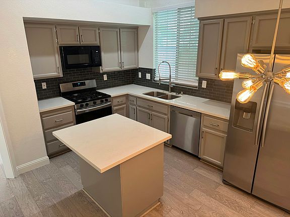 2nd image of 8294 Sunny Creek Way