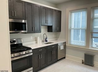 176 Weequahic Ave Floor 2, Newark, NJ 07112
