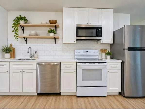 988 E El Camino Real #9-990, Sunnyvale, CA 94087