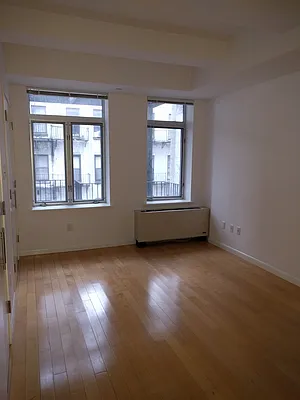 Rented by Urban Vue Properties | media 17