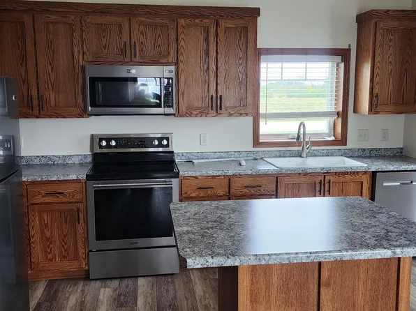 5833 County Road C, Manitowoc, WI 54220