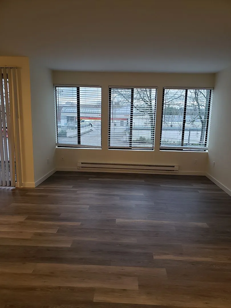 Olympic View Apartments — Photo 3