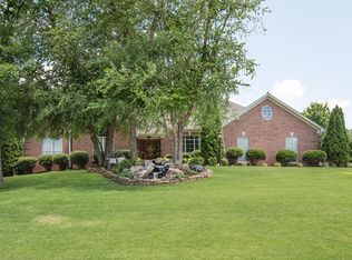 104 Dovewood Pl, Florence, AL 35633