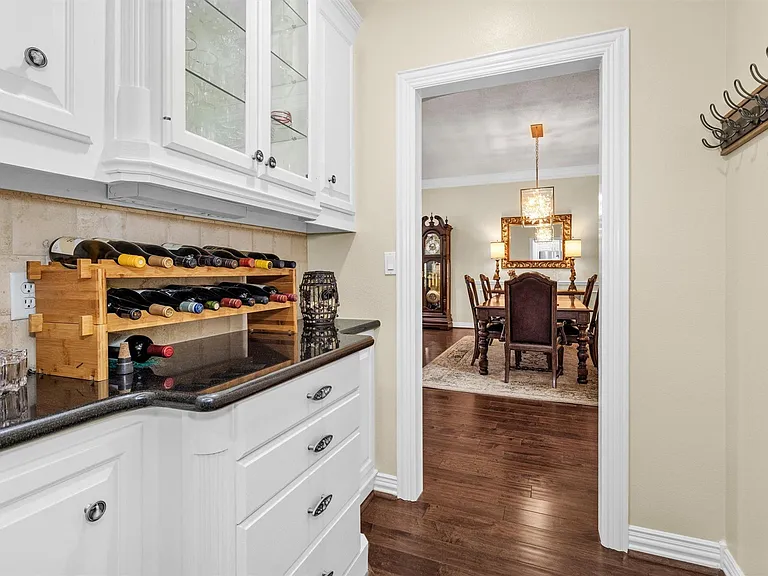 1502 Wimbledon Dr — Photo 21