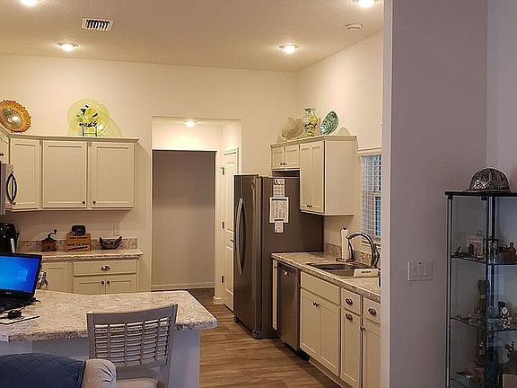 3rd image of 5294 Dyer Ct