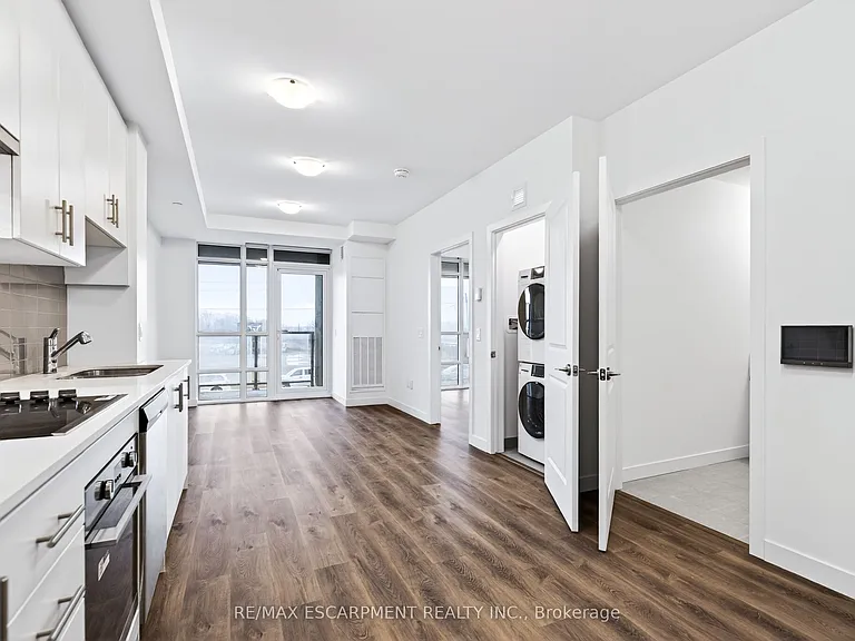 461 Green Rd #220 — Photo 13