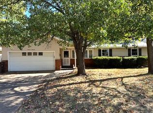 1946 S Missouri Ave, Springfield, MO 65807