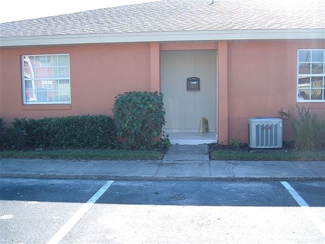 1st image of 4816 Tangerine Ave