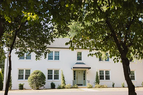 12 South Magnolia Photo 1