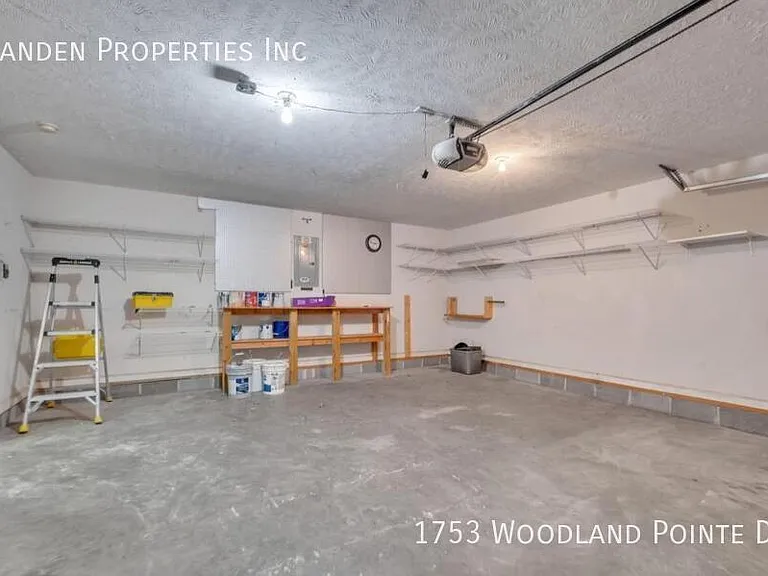 1753 Woodland Pointe Dr — Photo 35
