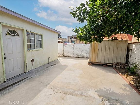 5th image of 3802 Hill St