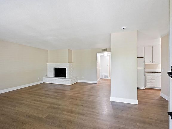 4th image of 336 Las Casitas Court
