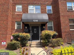 1240 Holbrook Ter NE APT 101, Washington, DC 20002
