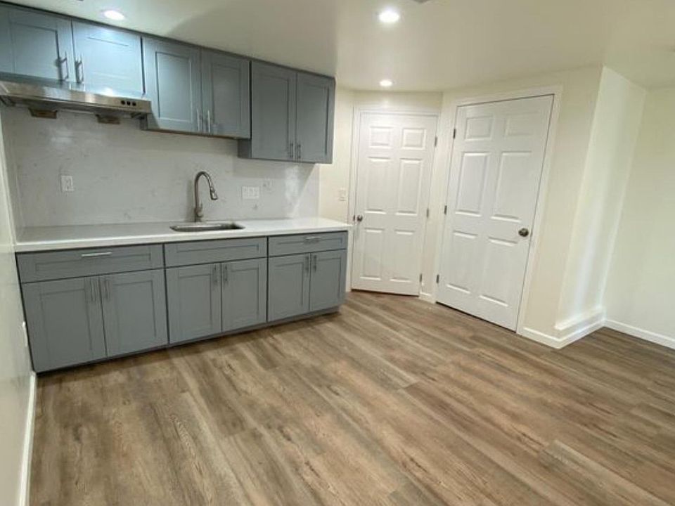 1st image of 2379 39th Ave #B