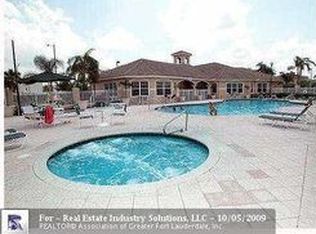 5025 Wiles Rd APT 106, Pompano Beach, FL 33073