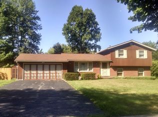 97 Little Tree Ln, Hilton, NY 14468