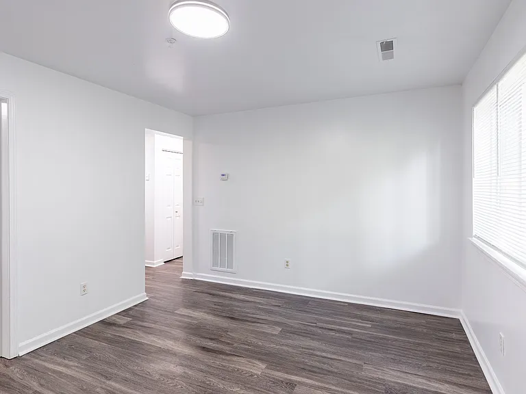 Sunrise Terrace — Photo 14