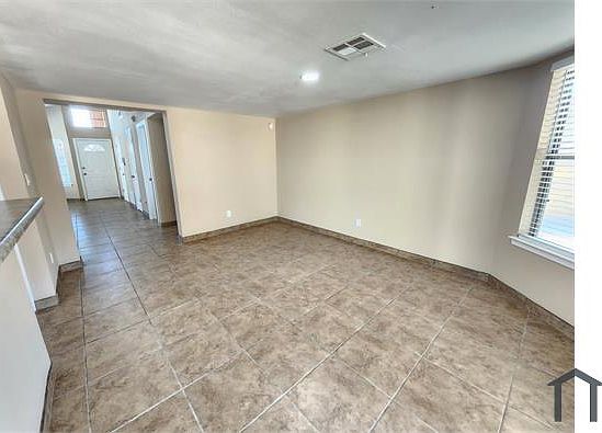 5th image of 14330 Pacific Point Dr