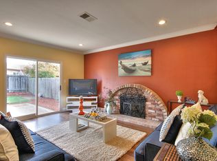 32376 Sheffield Ln, Union City, CA 94587