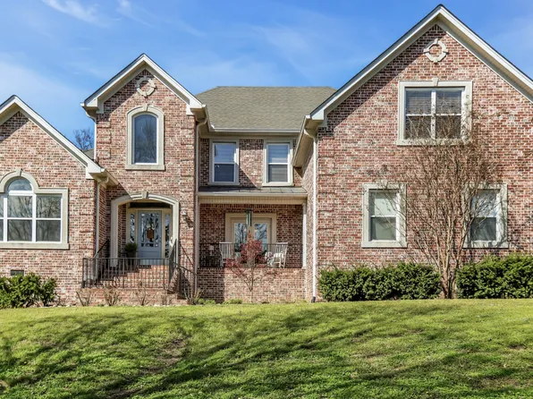 1007 Island Brook Dr, Hendersonville, TN 37075