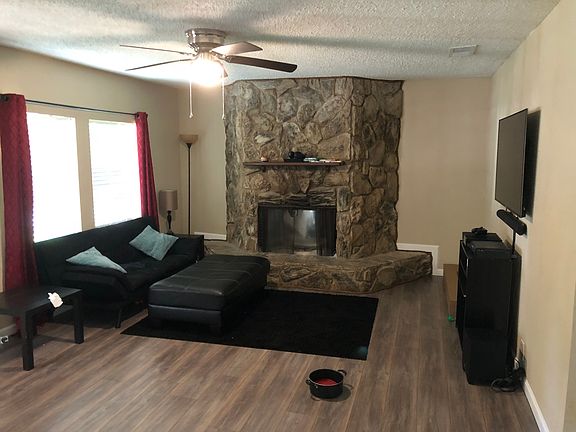 5th image of 215 W Oconnell St