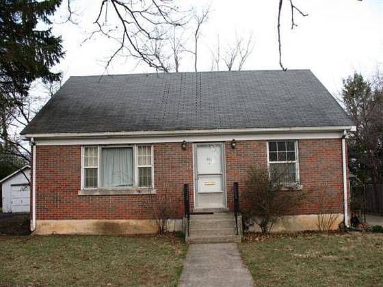 2nd image of 443 Henry Clay Blvd