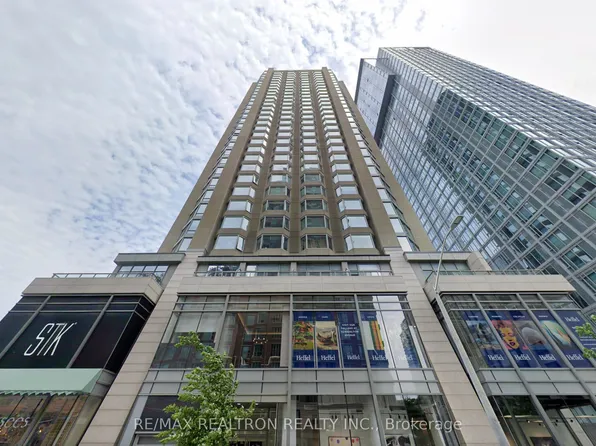 155 Yorkville Ave, Toronto, ON