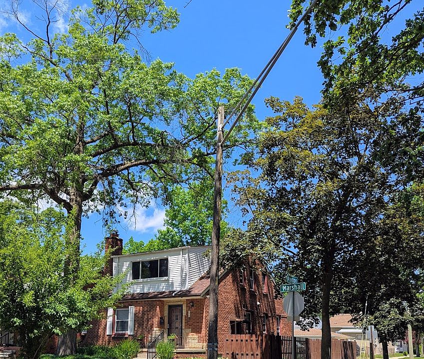 1st image of 275 E Marshall St