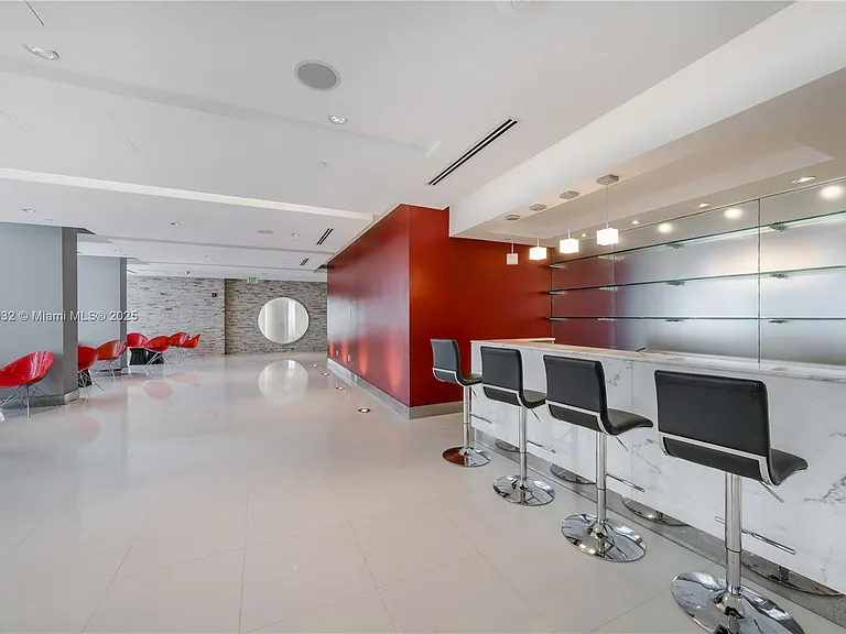 41 SE 5th St #2107 — Photo 28