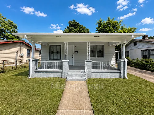 6112 Blocton Ave Photo 1