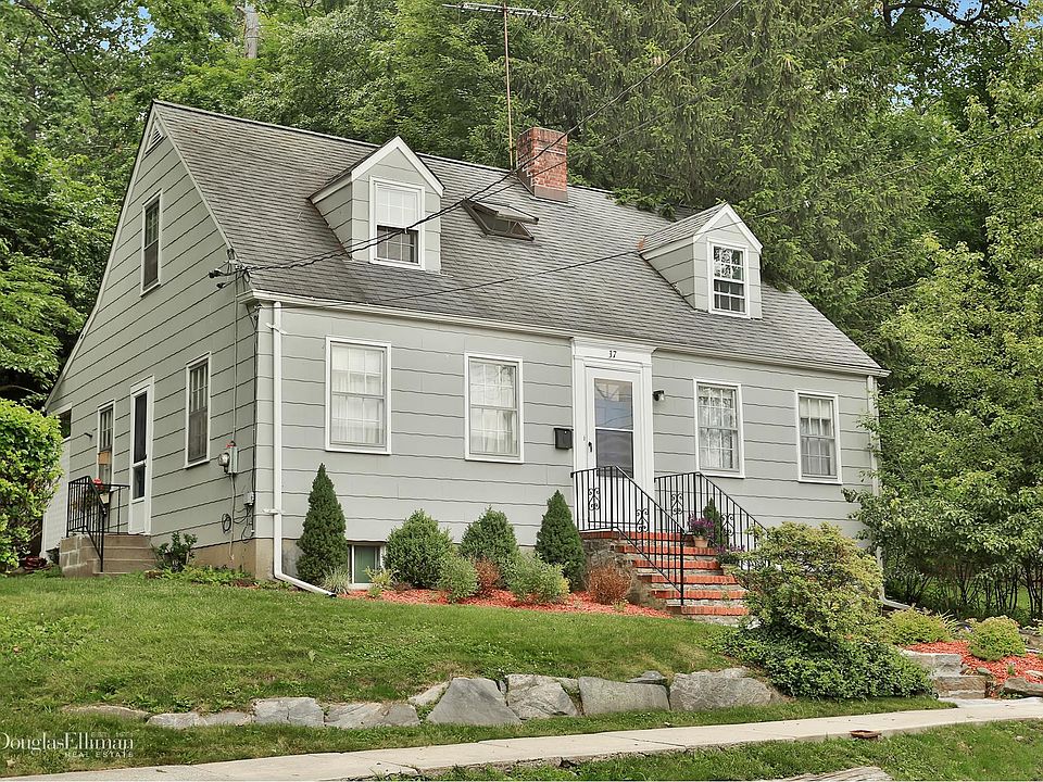 1st image of 37 Clinton Ave