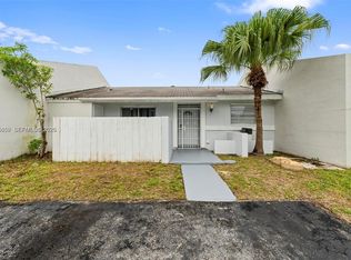 10387 SW 209th Ln, Cutler Bay, FL 33189