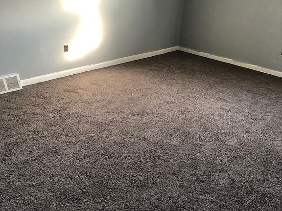 5th image of 3638 Genesee Dr Floor 2