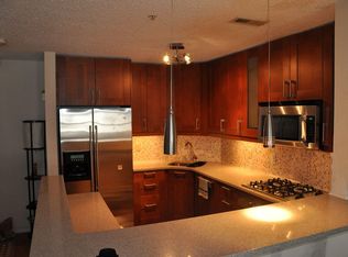 16 Prestwick Way, Edison, NJ 08820