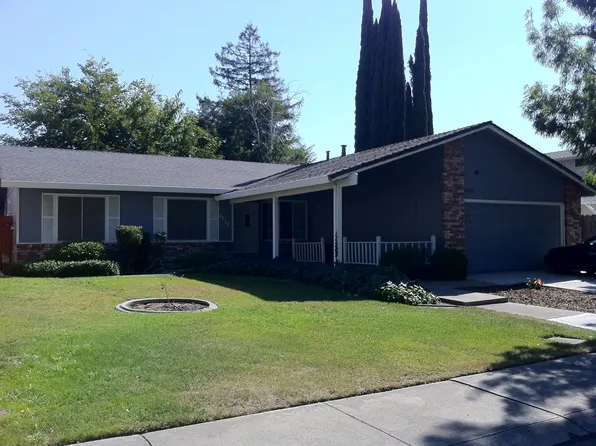 2428 Chapel Hill Cir, Stockton, CA 95209