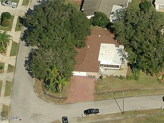 5th image of 3145 Demaret Dr