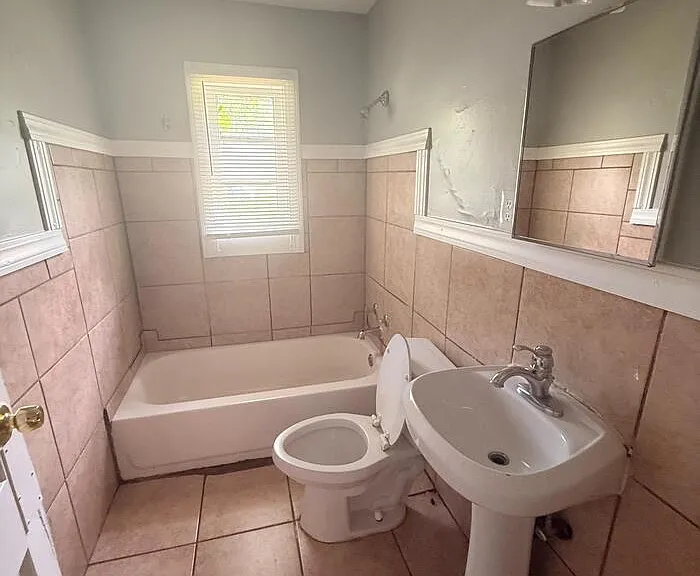 1243 Will Scarlet Rd — Photo 8