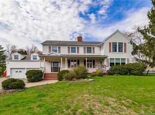 206 Upper Grassy Hill Rd, Woodbury, CT 06798