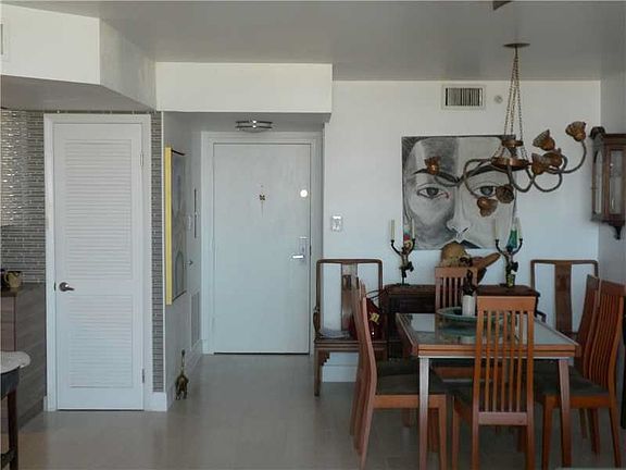 5th image of 1800 Sunset Harbour Dr #2307