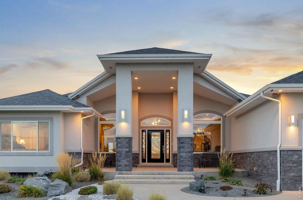 303 Duesenberg Ln