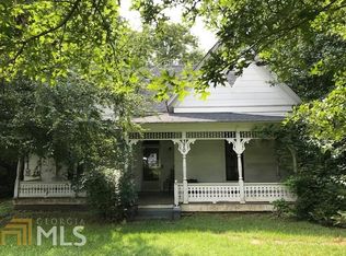 370 N Jeff Davis Dr, Fayetteville, GA 30214